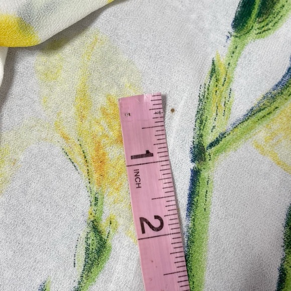 White Closet White Yellow Floral Open Sleeve Crop Top Women’s Large New - Picture 8 of 10